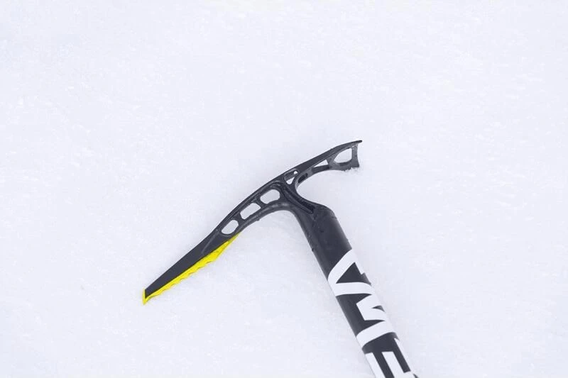 Salewa Alpine-x ICE AXE 2 Salewa Alpine-x ICE AXE - Image 2